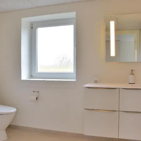 Three-Bedroom Holiday Home In Ringkobing Dom wakacyjny